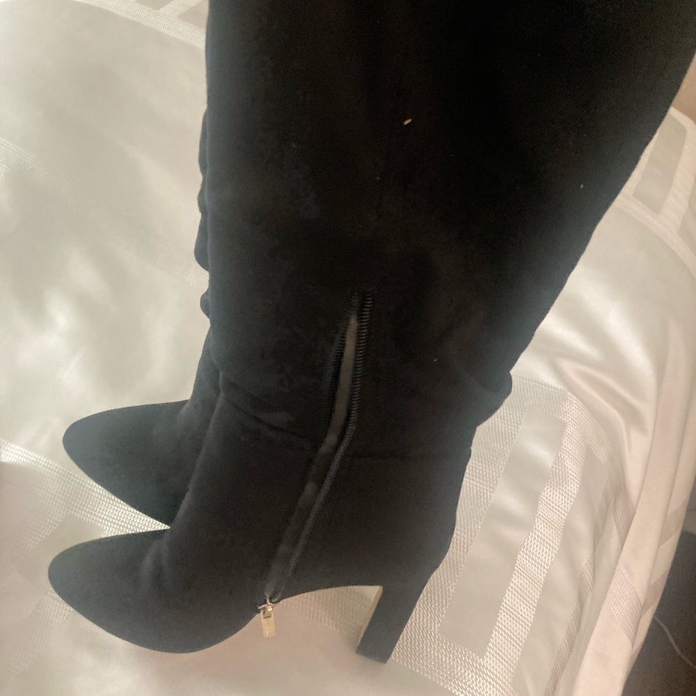 Brand Jessica Simpson Black Suede tall boots sz 8.5